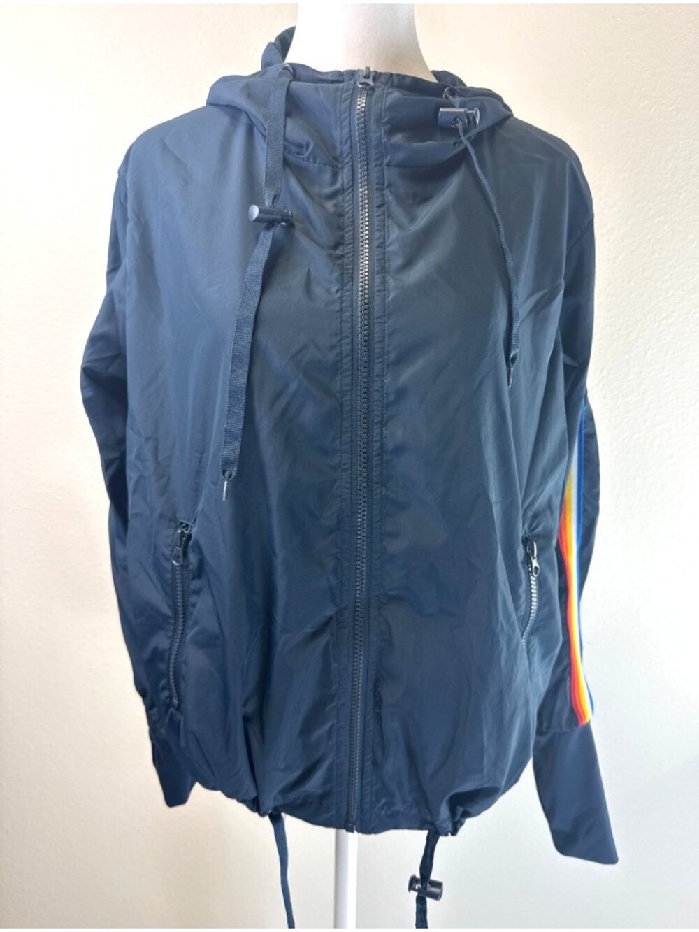 Zyia Active Women's Windbreaker Running Jacket Medium Navy Rainbow Trim Active
